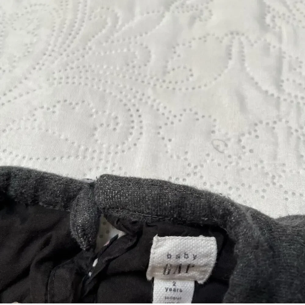 Gap Patterned Raglan Shirt Size 2